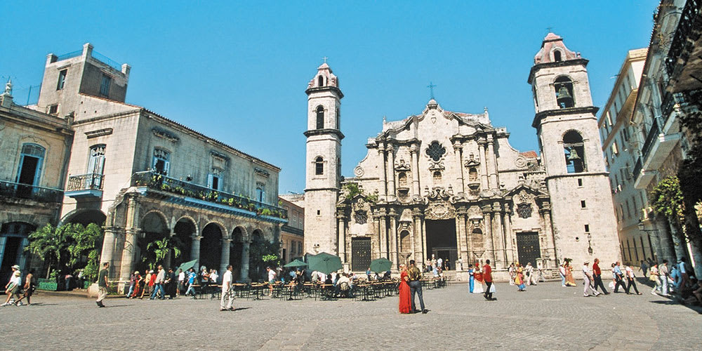 Excursion to Havana Colonial